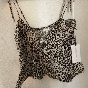 Leopard top